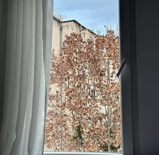 Cozy In ティラナ